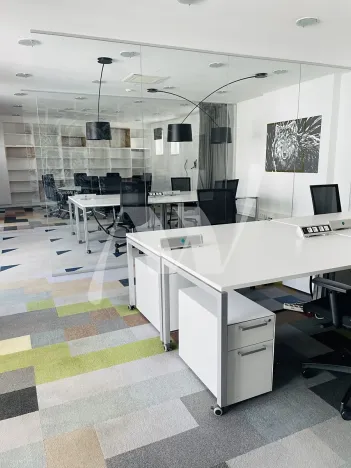 Pronájem kanceláře, Praha - Nové Město, Lazarská, 136 m2