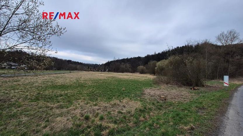 Prodej komerčního pozemku, Linhartice, 12284 m2