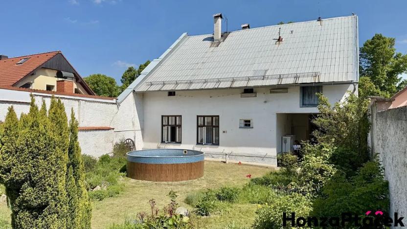 Prodej rodinného domu, Čistá, J. A. Komenského, 403 m2