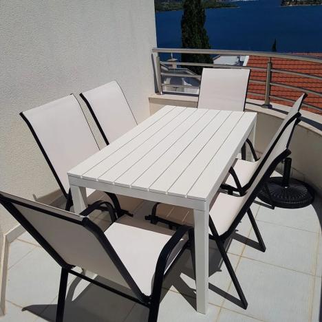 Prodej bytu 3+kk, Tivat, Černá Hora, 64 m2