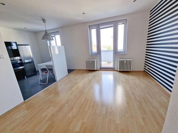 Pronájem bytu 1+kk, Praha - Vinohrady, Ondříčkova, 42 m2