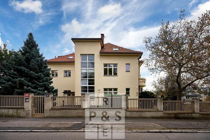 Pronájem bytu 1+kk, Praha - Dejvice, Komornická, 25 m2