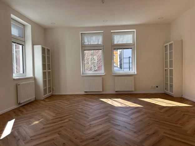 Prodej bytu 4+1, Děčín, Husovo nám., 156 m2