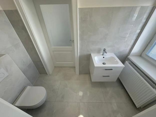 Prodej bytu 4+1, Děčín, Husovo nám., 156 m2