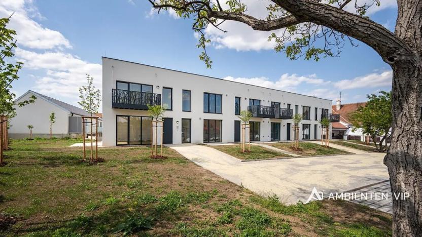 Prodej bytu 2+kk, Brno, Faměrovo náměstí, 74 m2