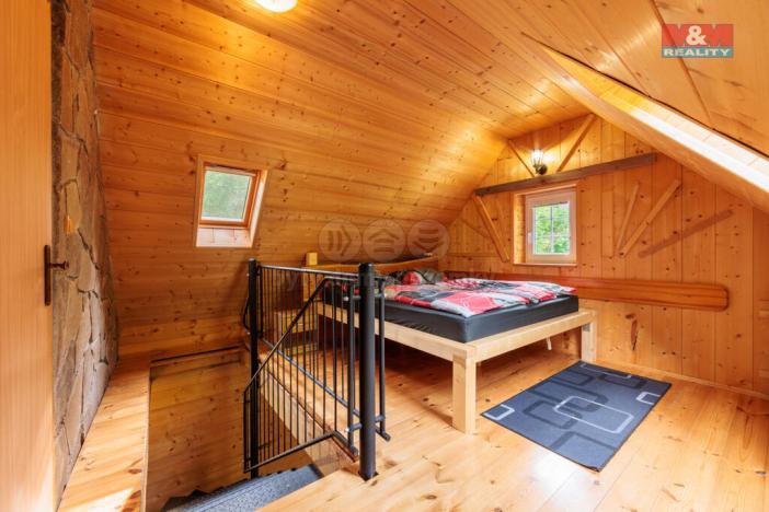 Prodej rodinného domu, Loket - Údolí, 180 m2