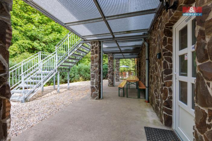 Prodej rodinného domu, Loket - Údolí, 180 m2