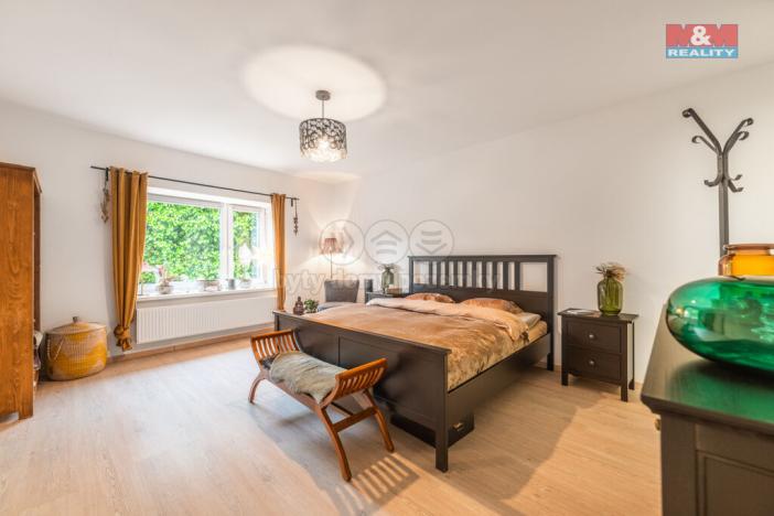 Prodej rodinného domu, Valašské Klobouky, Masarykovo náměstí, 95 m2