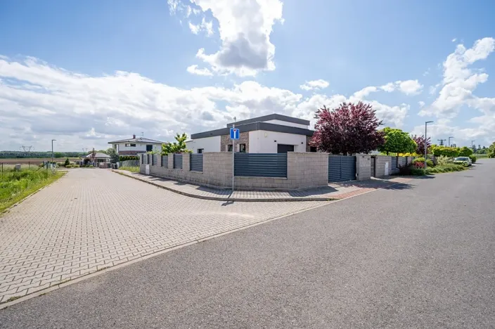 Prodej rodinného domu, Čestlice, Habrová, 207 m2