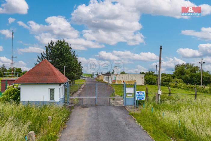 Prodej výrobních prostor, Droužkovice, Rudé armády, 2822 m2
