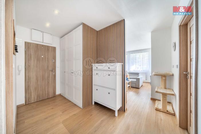 Prodej bytu 3+kk, Praha, Veltruská, 56 m2