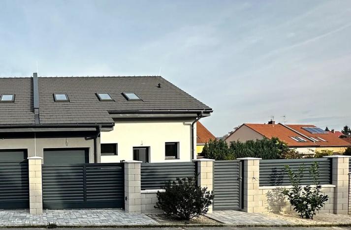 Prodej rodinného domu, Zeleneč, Konvalinková, 128 m2