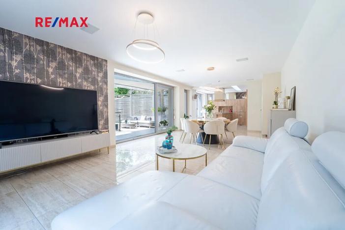 Prodej rodinného domu, Chrudim, Pobřežní, 197 m2