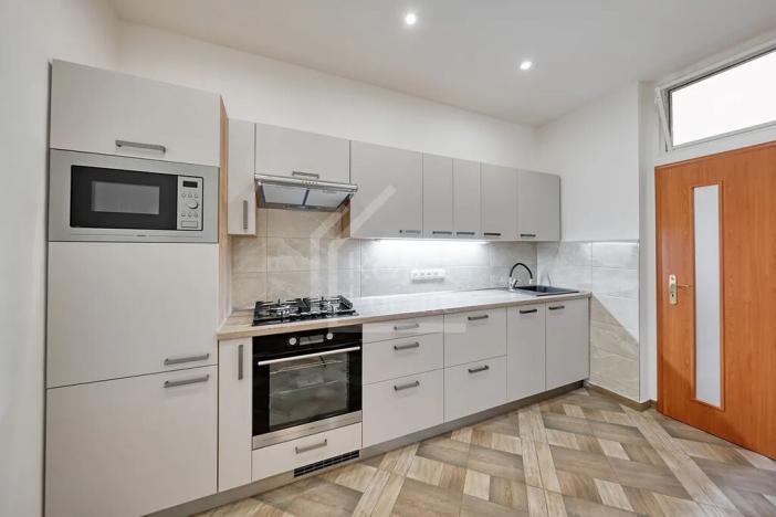Pronájem bytu 3+1, Praha - Smíchov, Na bělidle, 87 m2