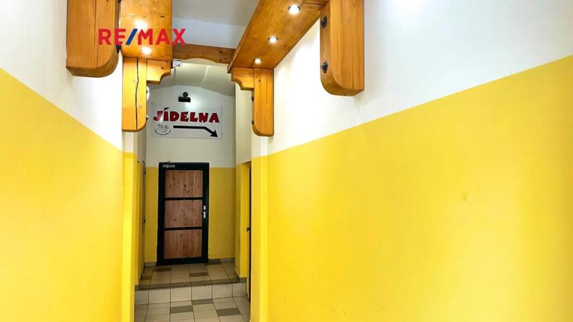 Pronájem restaurace, Kladno, Jana Palacha, 163 m2