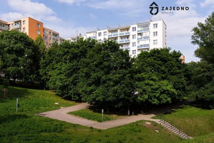Prodej bytu 3+1, Brno, Okrouhlá, 74 m2