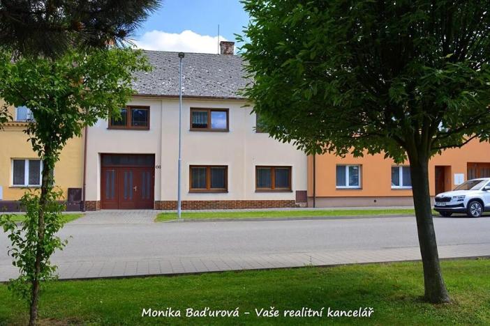 Prodej rodinného domu, Ludslavice, 196 m2