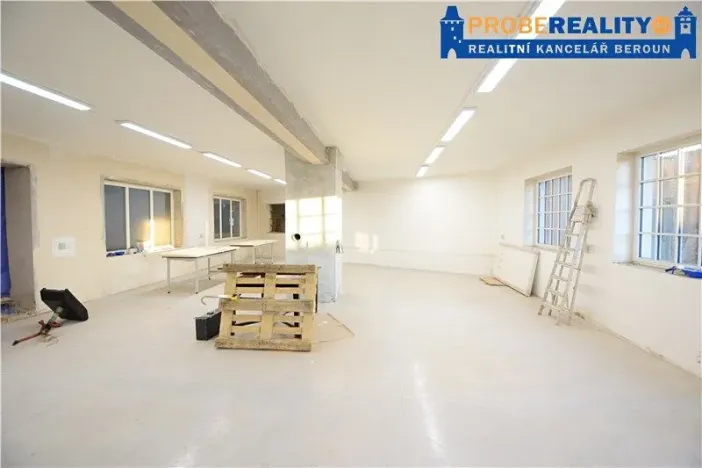 Pronájem výrobních prostor, Zdice, Husova, 100 m2
