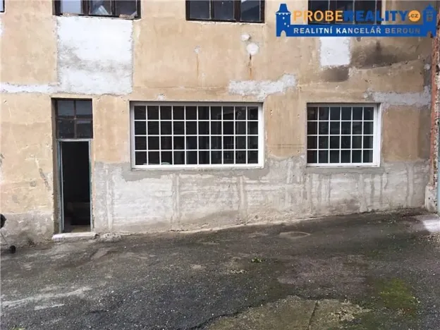 Pronájem výrobních prostor, Zdice, Husova, 100 m2