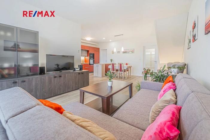 Prodej rodinného domu, Praha - Horní Počernice, Artistů, 116 m2