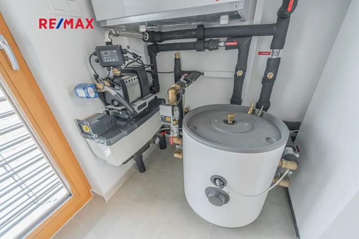 Prodej rodinného domu, Praha - Horní Počernice, Artistů, 116 m2