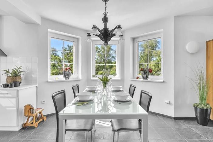 Prodej rodinného domu, Mladé Buky, 179 m2