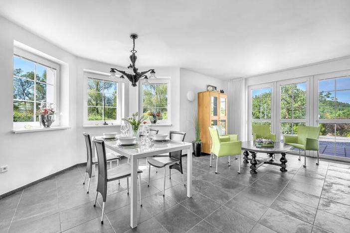 Prodej rodinného domu, Mladé Buky, 179 m2