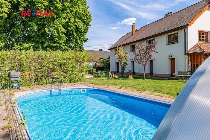 Prodej rodinného domu, Zbiroh, 180 m2