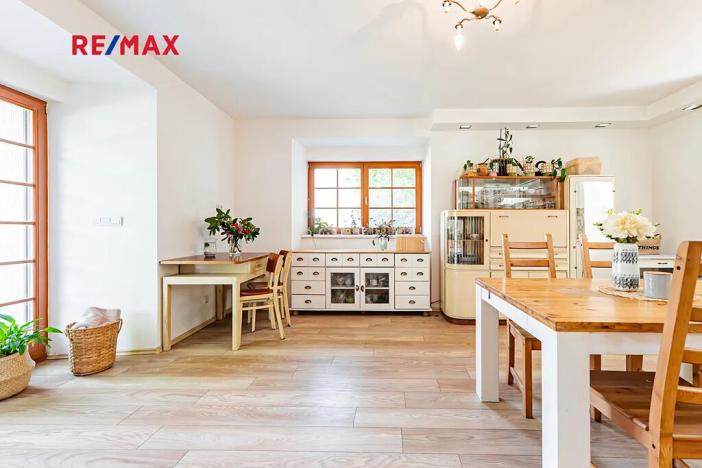 Prodej rodinného domu, Zbiroh, 180 m2