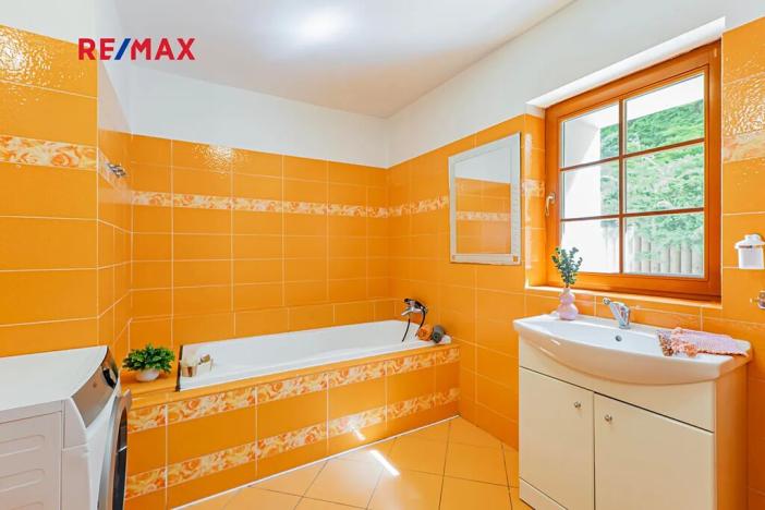 Prodej rodinného domu, Zbiroh, 180 m2