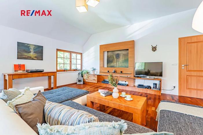 Prodej rodinného domu, Zbiroh, 180 m2