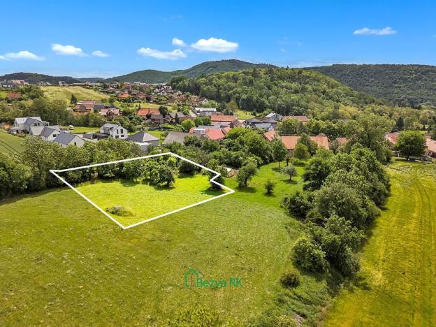 Prodej pozemku pro bydlení, Králův Dvůr, 1126 m2