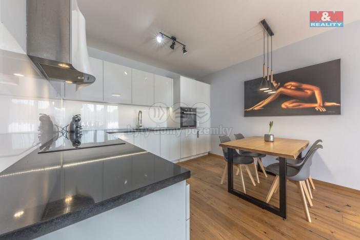 Pronájem bytu 3+kk, Praha - Hostavice, U Hostavického potoka, 69 m2