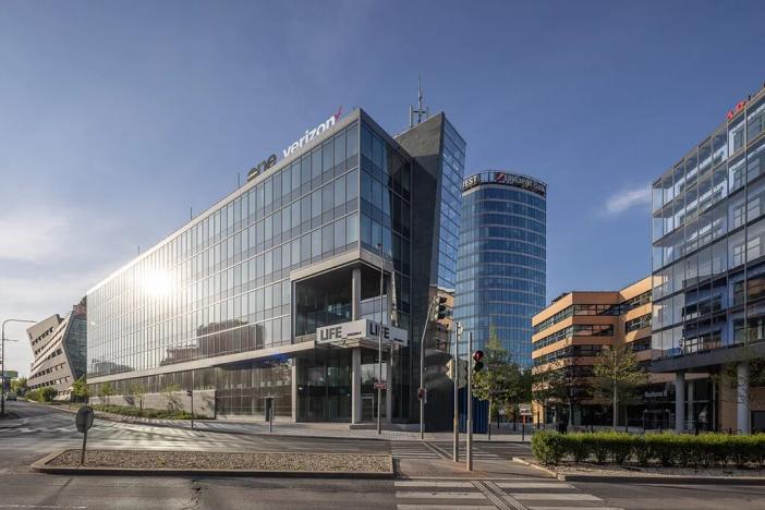 Pronájem kanceláře, Praha - Michle, Vyskočilova, 1000 m2