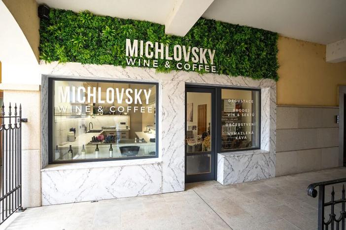 Prodej obchodního prostoru, Lednice, 21. dubna, 55 m2