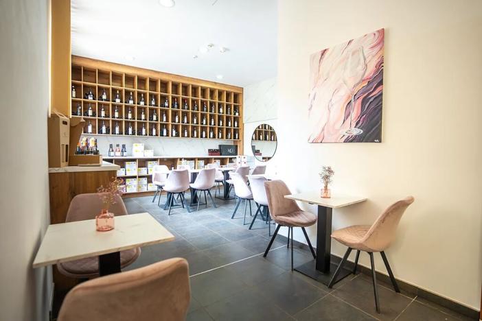 Prodej obchodního prostoru, Lednice, 21. dubna, 55 m2