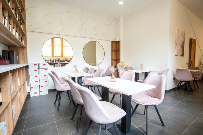 Prodej obchodního prostoru, Lednice, 21. dubna, 55 m2