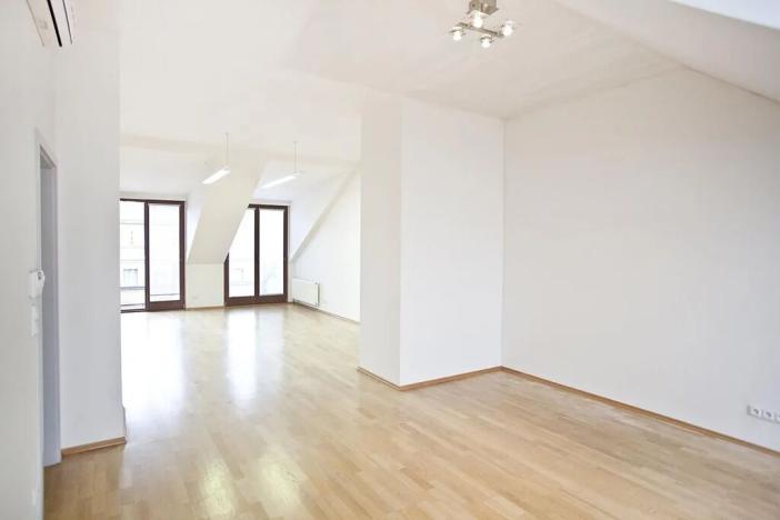 Pronájem bytu 3+1, Praha - Smíchov, Štefánikova, 128 m2