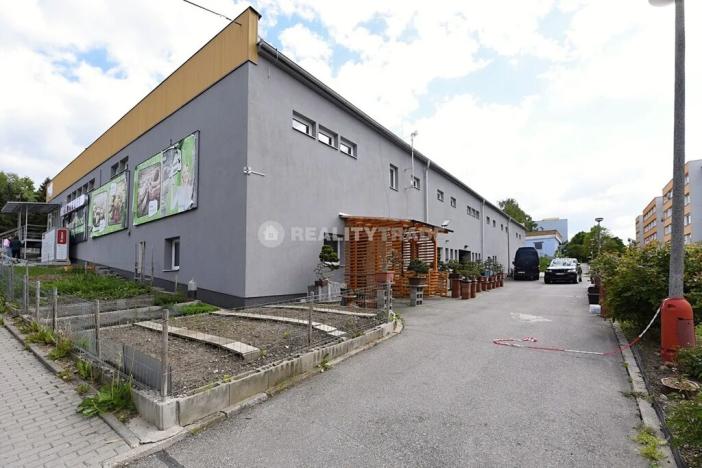 Pronájem obchodního prostoru, Strakonice, Povážská, 252 m2