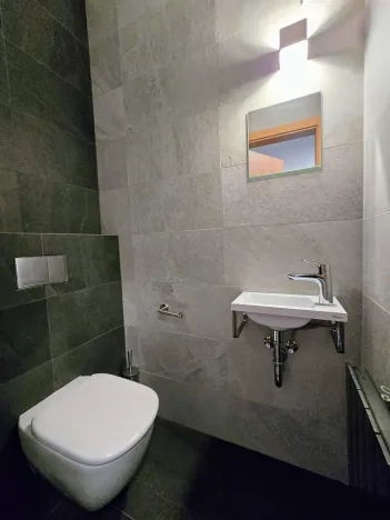 Prodej rodinného domu, Praha - Dolní Měcholupy, U svornosti, 154 m2