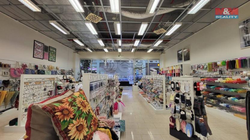 Pronájem obchodního prostoru, Olomouc - Řepčín, Pražská, 144 m2