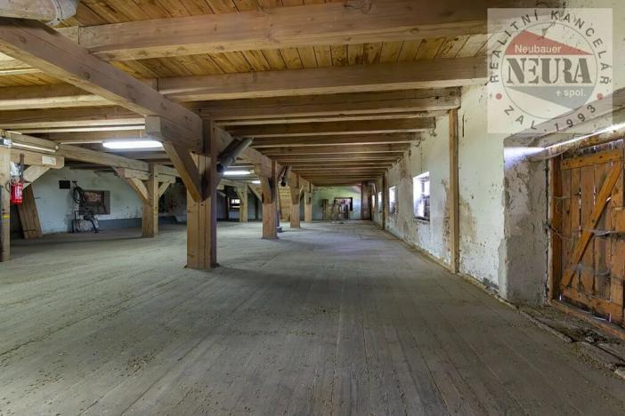 Prodej zemědělského objektu, Okrouhlice, Valečov, 12145 m2