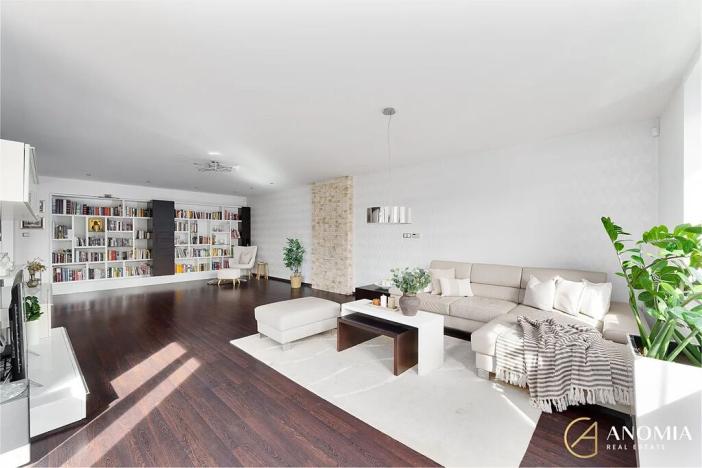 Prodej rodinného domu, Praha - Dolní Počernice, Bakurinova, 395 m2