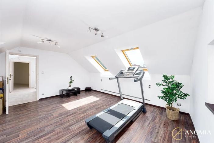 Prodej rodinného domu, Praha - Dolní Počernice, Bakurinova, 395 m2