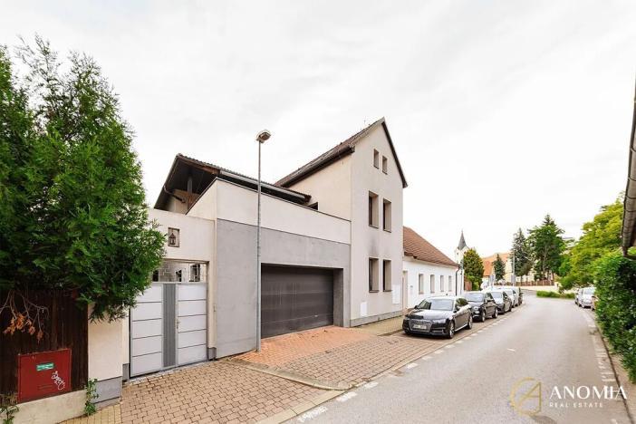 Prodej rodinného domu, Praha - Dolní Počernice, Bakurinova, 395 m2