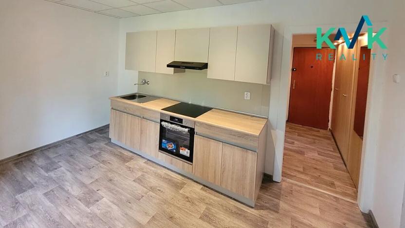 Pronájem bytu 2+1, Ostrov, Masarykova, 57 m2