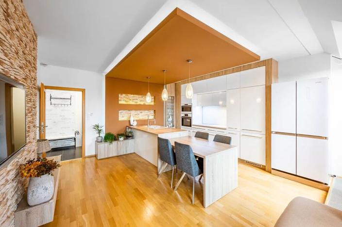 Pronájem bytu 4+kk, Praha - Prosek, U proseckého kostela, 93 m2