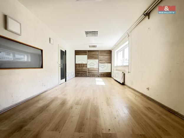 Pronájem skladu, Zubčice - Markvartice, 427 m2