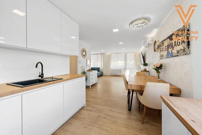 Prodej bytu 3+kk, Bohušovice nad Ohří, Zahradní, 90 m2