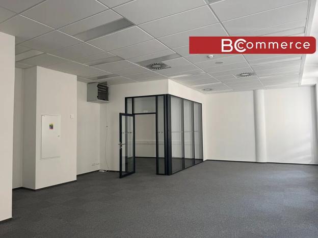 Pronájem kanceláře, Brno, Starobrněnská, 106 m2